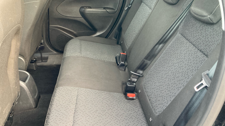 Vauxhall Crossland 1.2 Design 5dr Petrol Hatchback